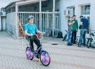 Скоро начнём гонять с нашими бравыми воспитанниками с ОВЗ на беговелах