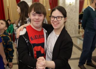 Окунуться в атмосферу тепла, добра и счастья.