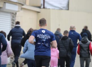 ВОСКРЕСНЫЙ ЗАБЕГ НА ГОРОДСКОМ ПЛЯЖЕ