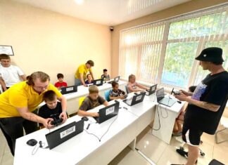 РаÑÑказываем о прошедшем маÑтер-клаÑÑе в рамках проекта «Пилоты Будущего» от РоÑмолодёжь.Гранты под руководÑтвом Ðртура Карабаджана