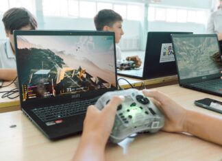 Ð’ минувшие выходные прошла ÑÐµÑ€Ð¸Ñ Ð¼Ð°Ñтер-клаÑÑов проекта «Пилоты Будущего» от РоÑмолодёжь.Гранты руководитель Ðртур Карабаджан